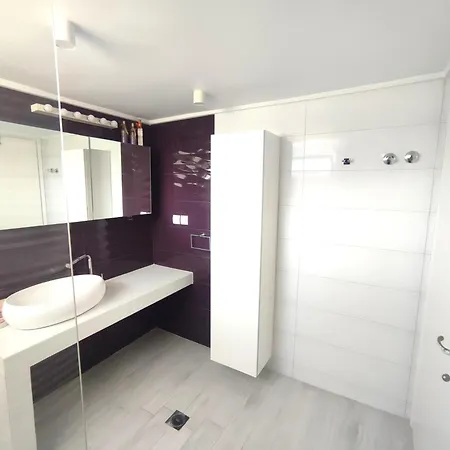 Martha's House Apartamento *