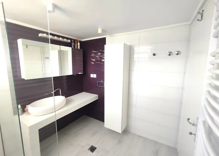 Martha's House Appartement *